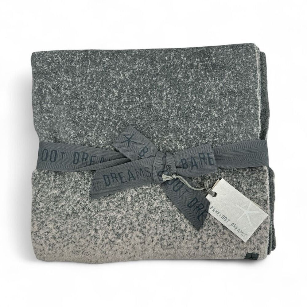 NWT Barefoot Dreams Smokey Green Fog Gray CozyChic Lite Confetti Scarf One Size